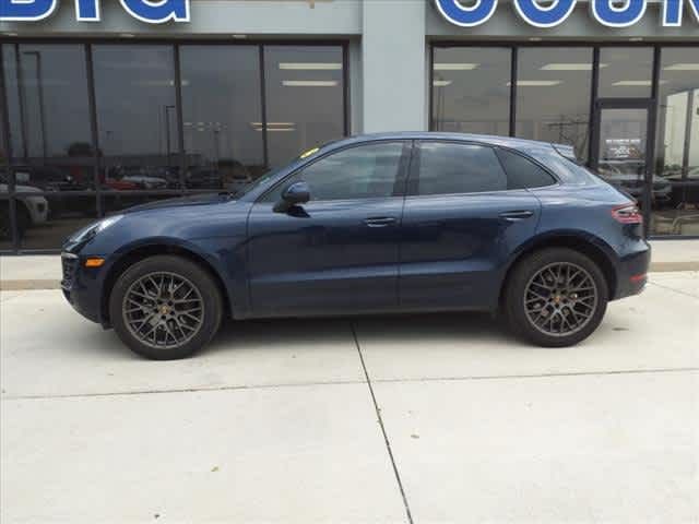 Certified 2018 Porsche Macan Base with VIN WP1AA2A5XJLB20541 for sale in Madison, NE